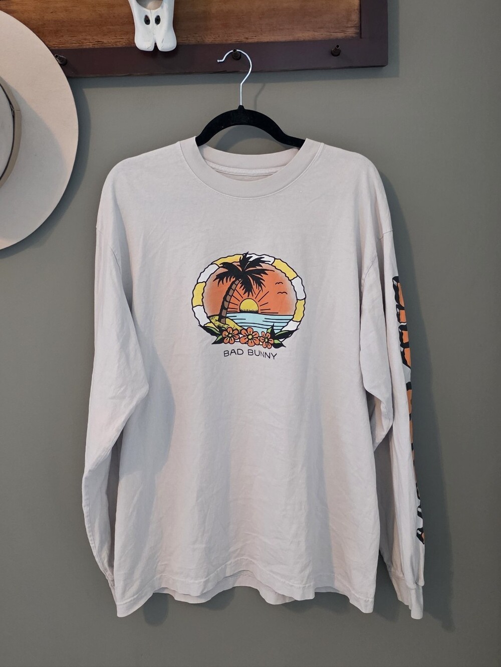 Bad Bunny Worlds Hottest Tour 2022 Size L Festival Concert Streetwear Casual